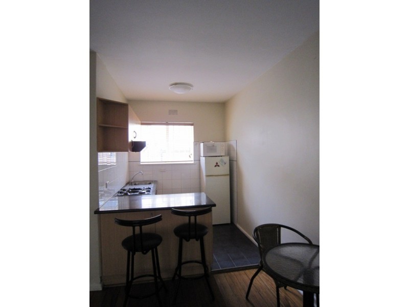 3/5 Burnett Street, St Kilda VIC 3182