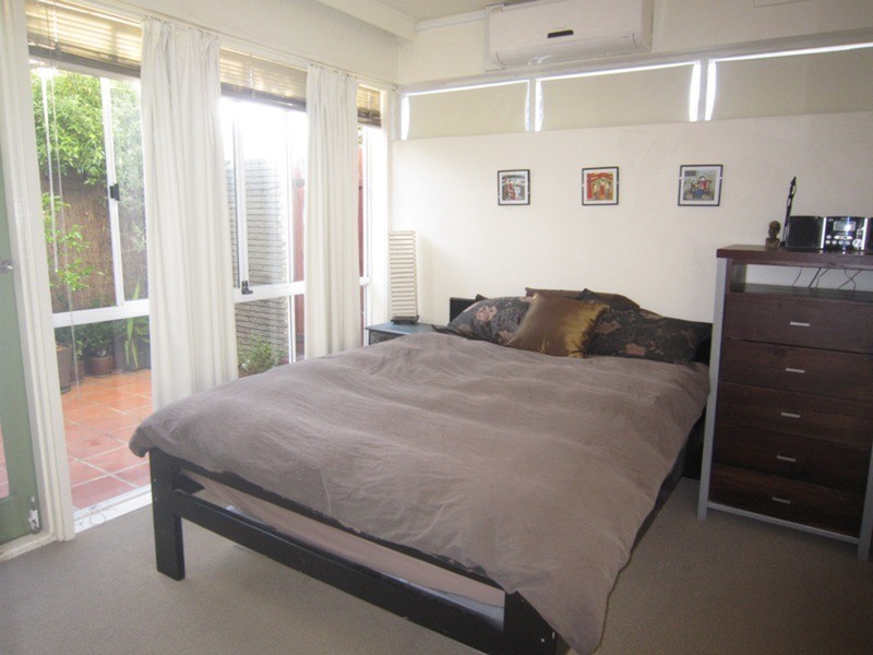 3/247 Inkerman  Street, St Kilda East VIC 3183