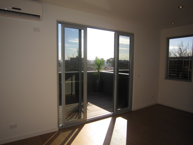 13/3 Charnwood Road, St Kilda VIC 3182