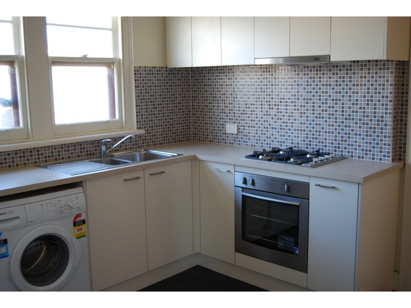 12/40 Barkly Street, St Kilda VIC 3182