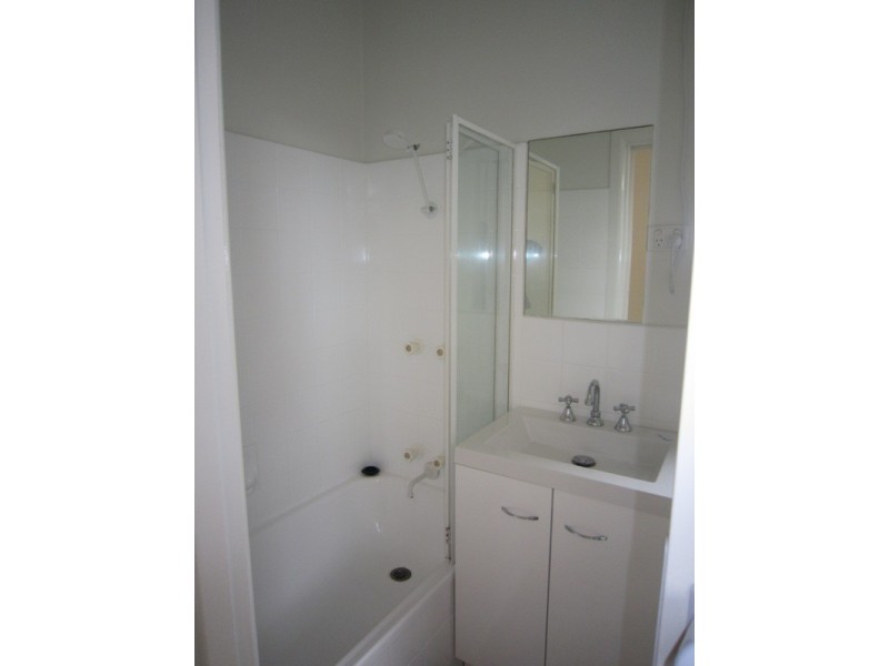 5/244 Barkly Street, St Kilda VIC 3182