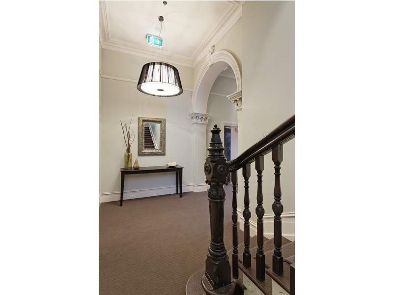 3/5 Lewisham  Road, Windsor VIC 3181