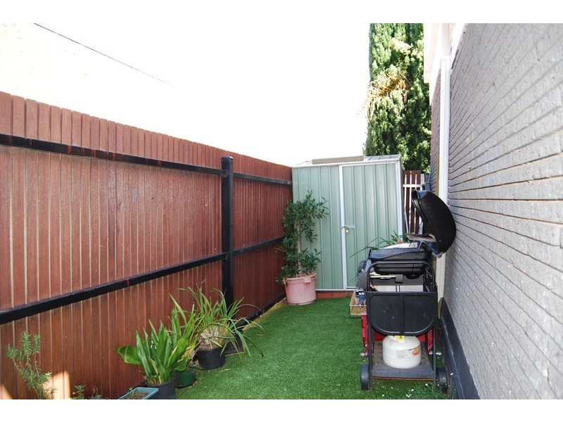 3/247 Inkerman  Street, St Kilda East VIC 3183