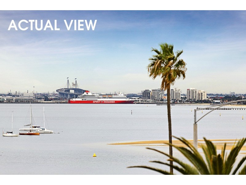 33/8-10 The Esplanade, St Kilda VIC 3182