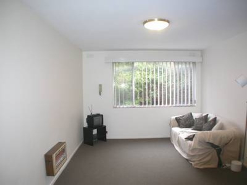 6/16 Robe Street, St Kilda VIC 3182