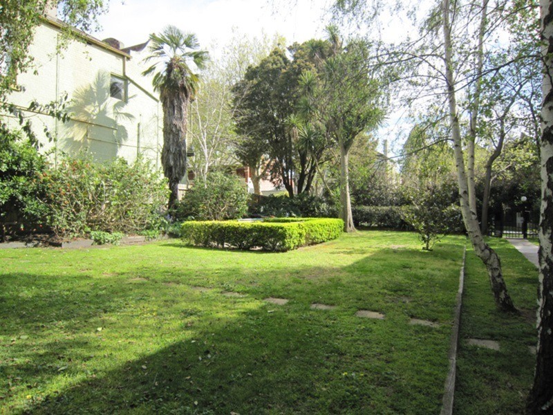 13/25 Charnwood Road, St Kilda VIC 3182