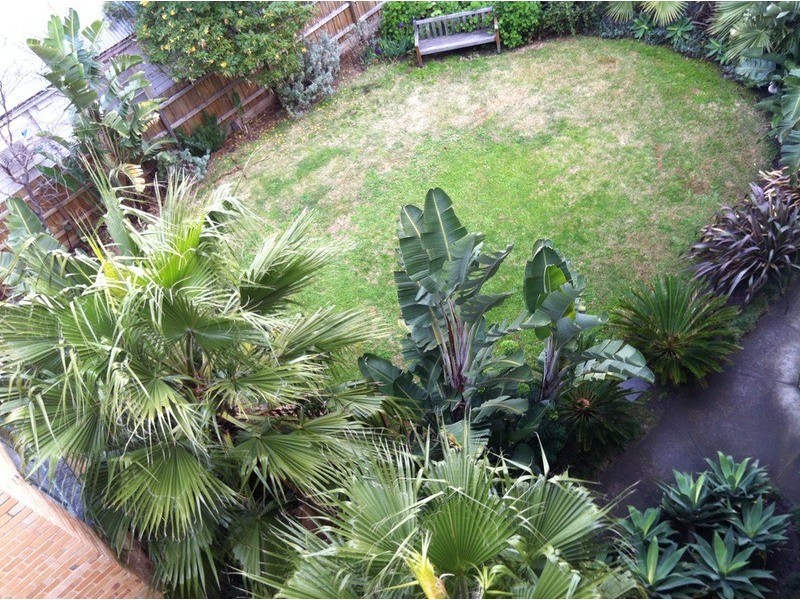 18/11 Burnett Street, St Kilda VIC 3182