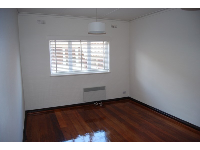 11/3 Cowderoy Street, St Kilda VIC 3182