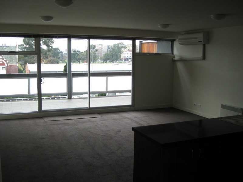 33/352 Canterbury Road, St Kilda VIC 3182