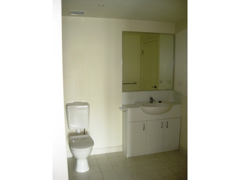 33/352 Canterbury Road, St Kilda VIC 3182