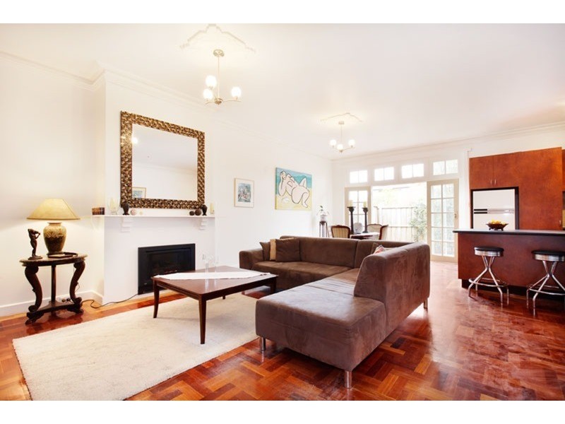 15 Vautier Street, Elwood VIC 3184