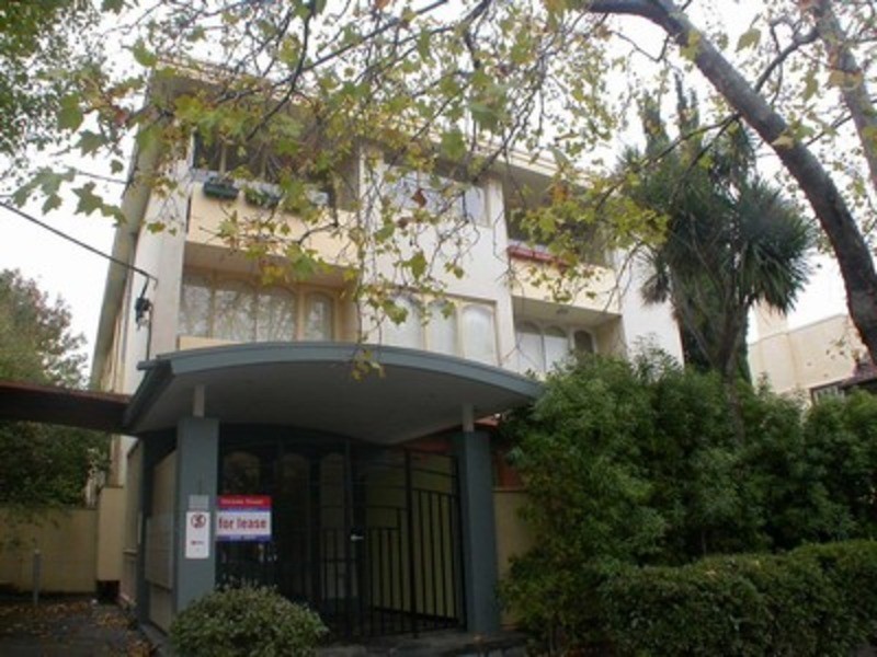 10/1 Acland Street, St Kilda VIC 3182