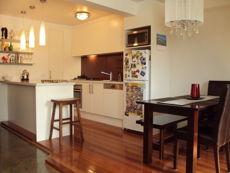 2/43 Milton Street, Elwood VIC 3184