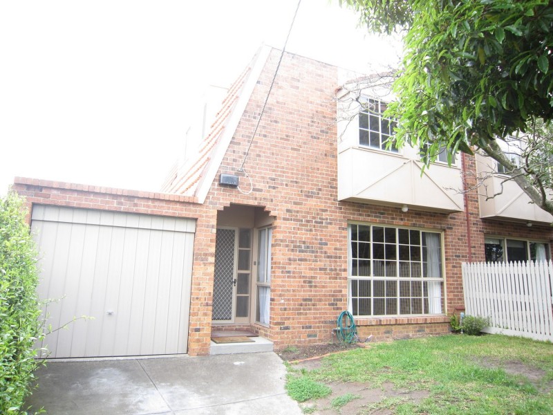 1/32 Nepean Avenue, Hampton East VIC 3188