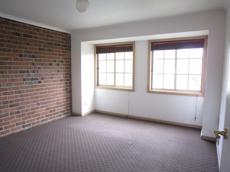 1/32 Nepean Avenue, Hampton East VIC 3188