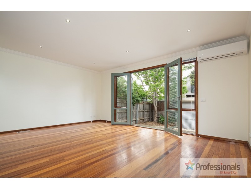 9 Marlborough Street, St Kilda East VIC 3183