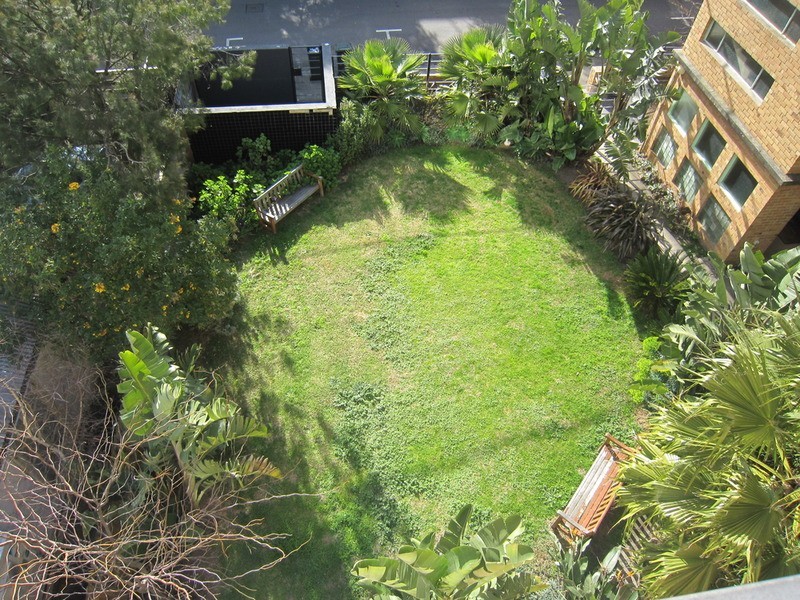 21/11 Burnett Street, St Kilda VIC 3182