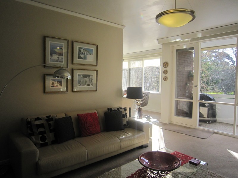 3/21A Dickens Street, Elwood VIC 3184