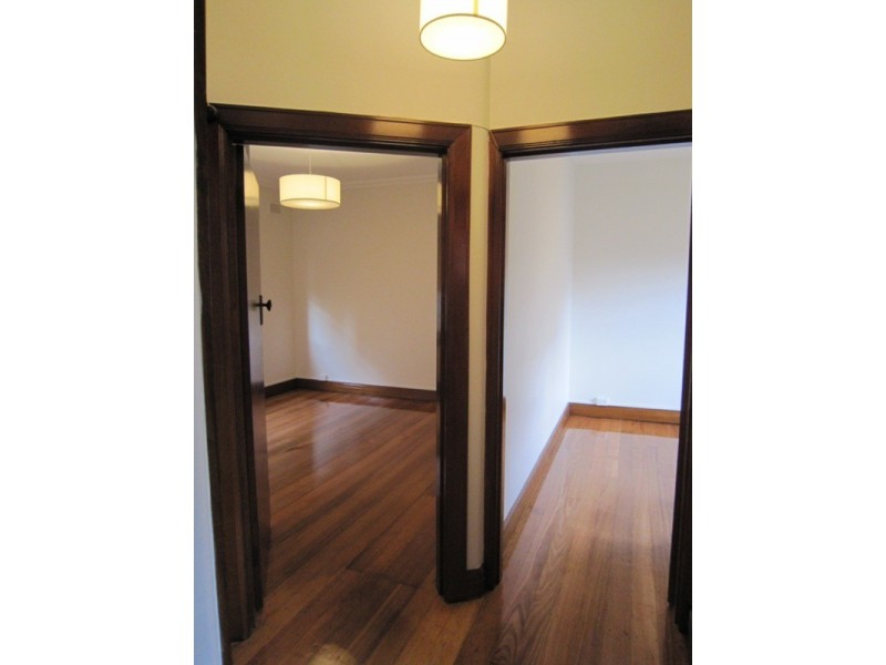 4/40 Barkly Street, St Kilda VIC 3182