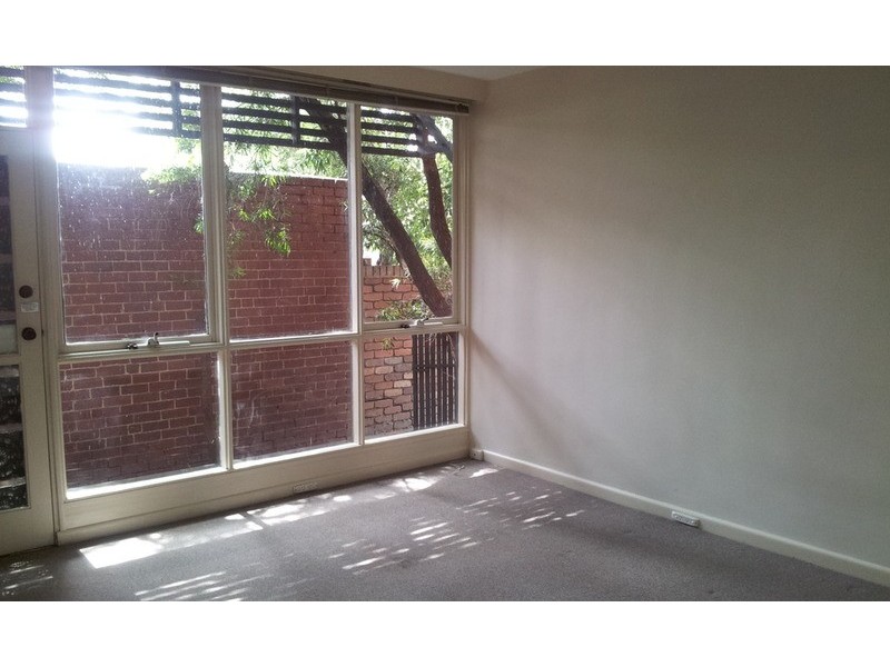 4/162 Chapel Street, St Kilda East VIC 3183