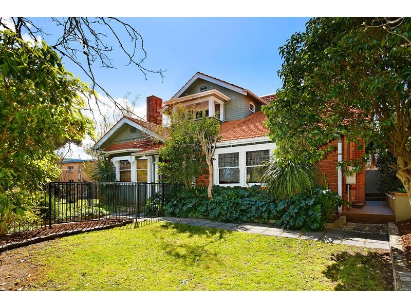 2/32 Mitford  Street, Elwood VIC 3184