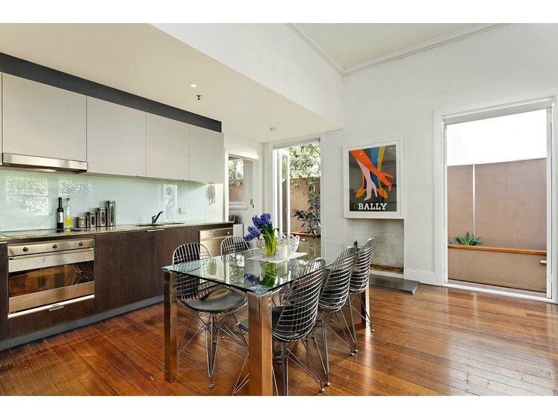 2/32 Mitford  Street, Elwood VIC 3184