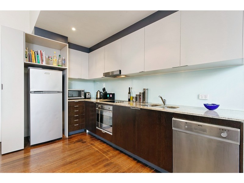 2/32 Mitford  Street, Elwood VIC 3184