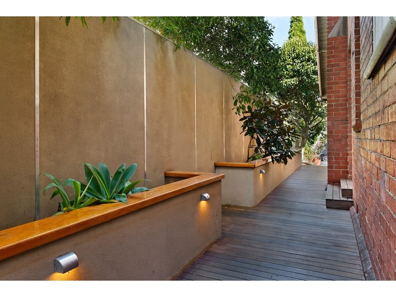 2/32 Mitford  Street, Elwood VIC 3184