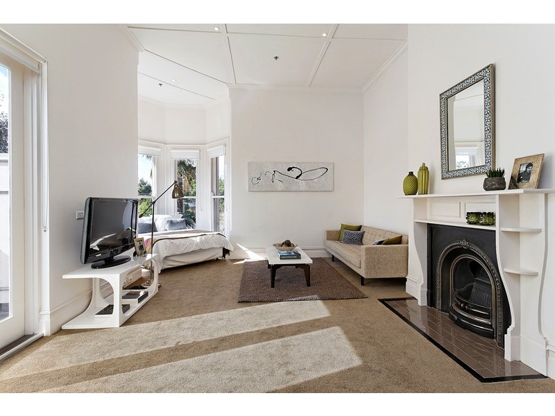 4/5 Lewisham Road, Windsor VIC 3181