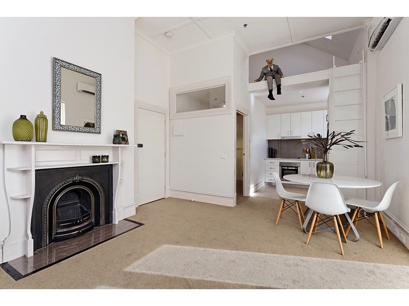 4/5 Lewisham Road, Windsor VIC 3181