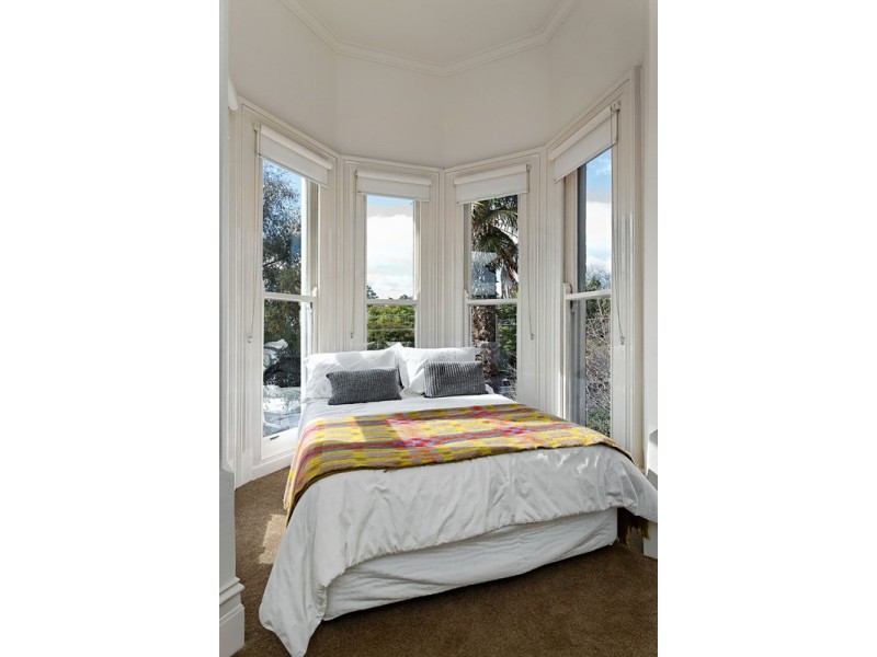 4/5 Lewisham Road, Windsor VIC 3181