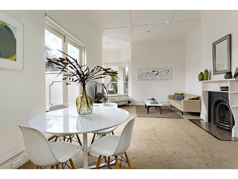 4/5 Lewisham Road, Windsor VIC 3181