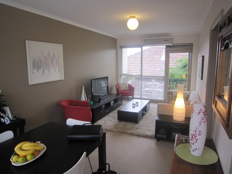 6/106 Westbury  Street, St Kilda VIC 3182
