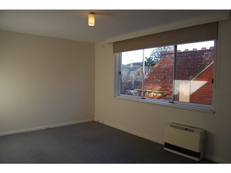 8/86 Park Street, St Kilda West VIC 3182