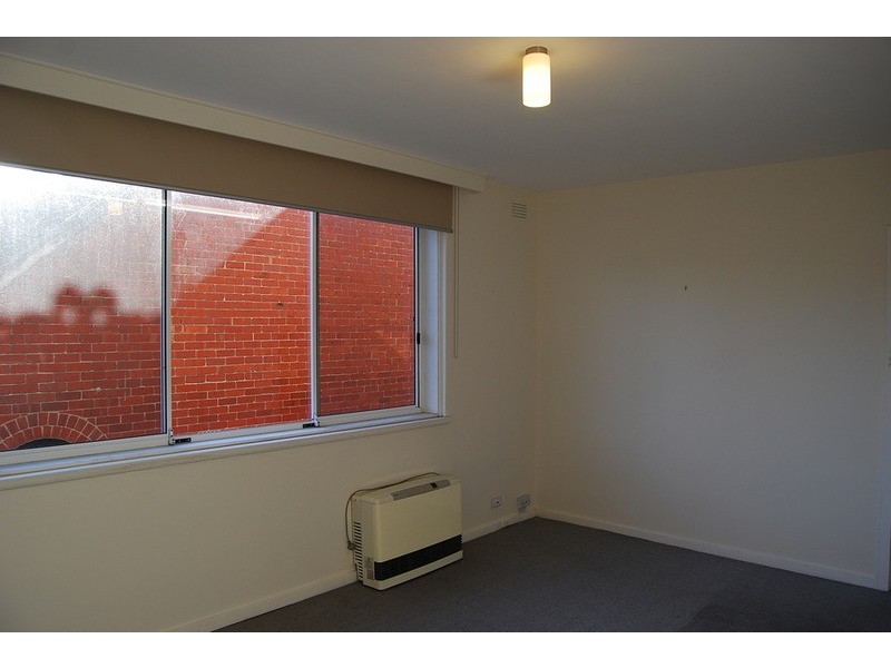 8/86 Park Street, St Kilda West VIC 3182