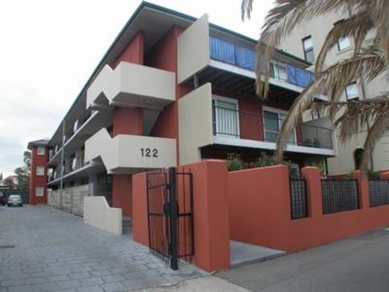 11/122 Beaconsfield Parade, Albert Park VIC 3206