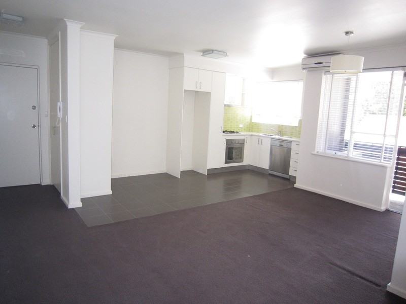 6/66 Park Street, St Kilda West VIC 3182