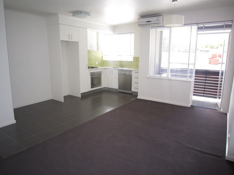 6/66 Park Street, St Kilda West VIC 3182