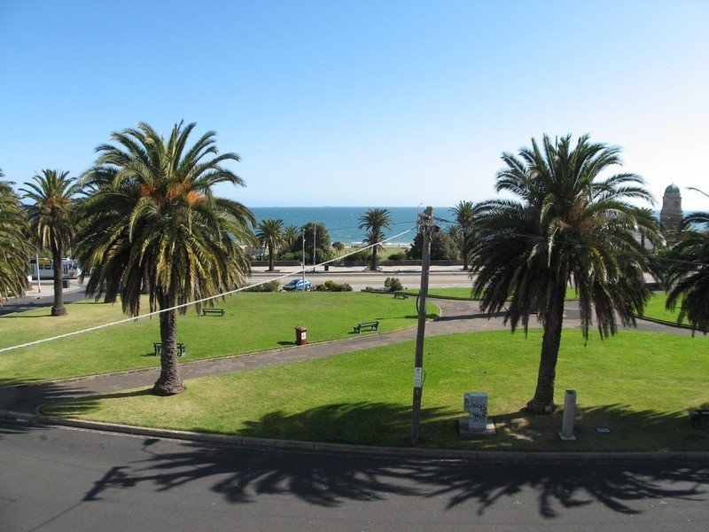 11/7 Alfred Square, St Kilda VIC 3182
