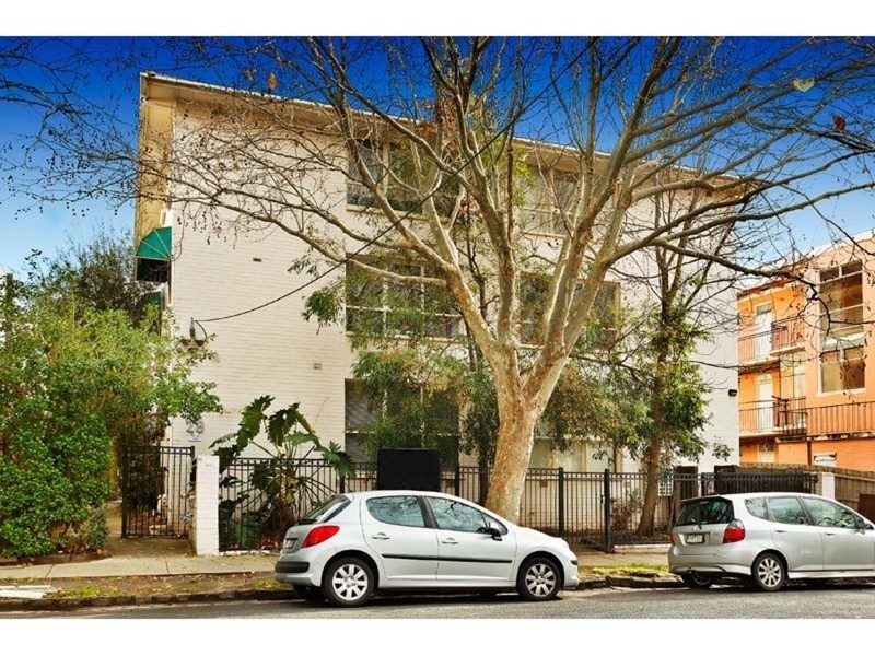 9/28 Docker Street, Elwood VIC 3184