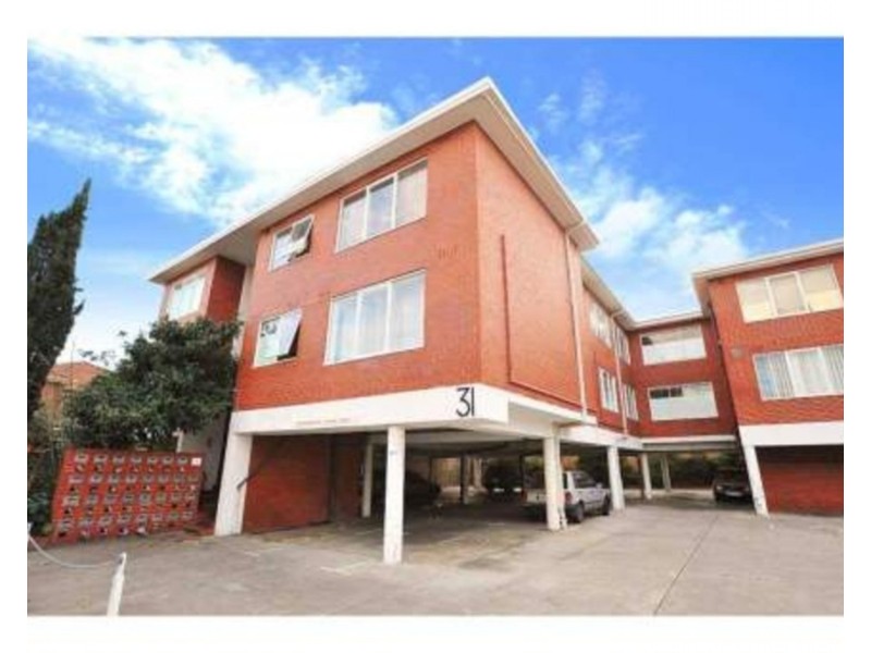 8/31 Smith Street, St Kilda VIC 3182