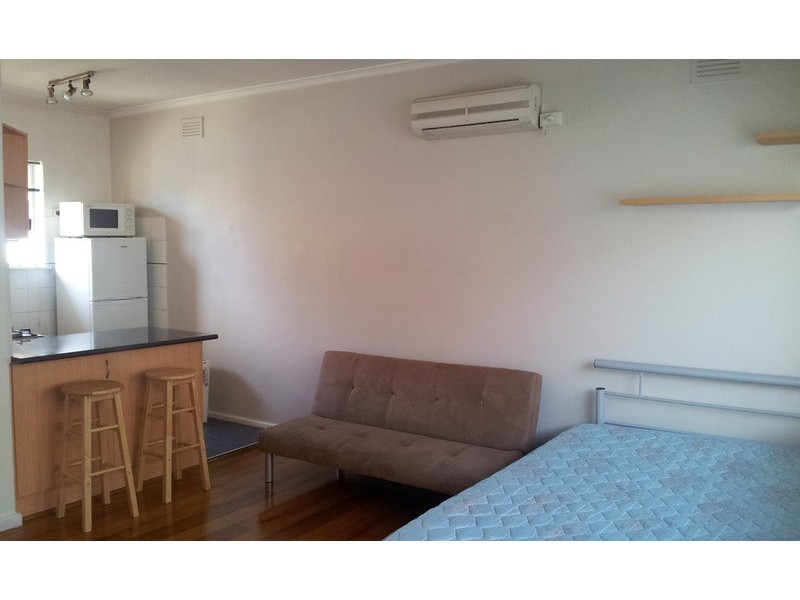 6/5 Burnett Street, St Kilda VIC 3182