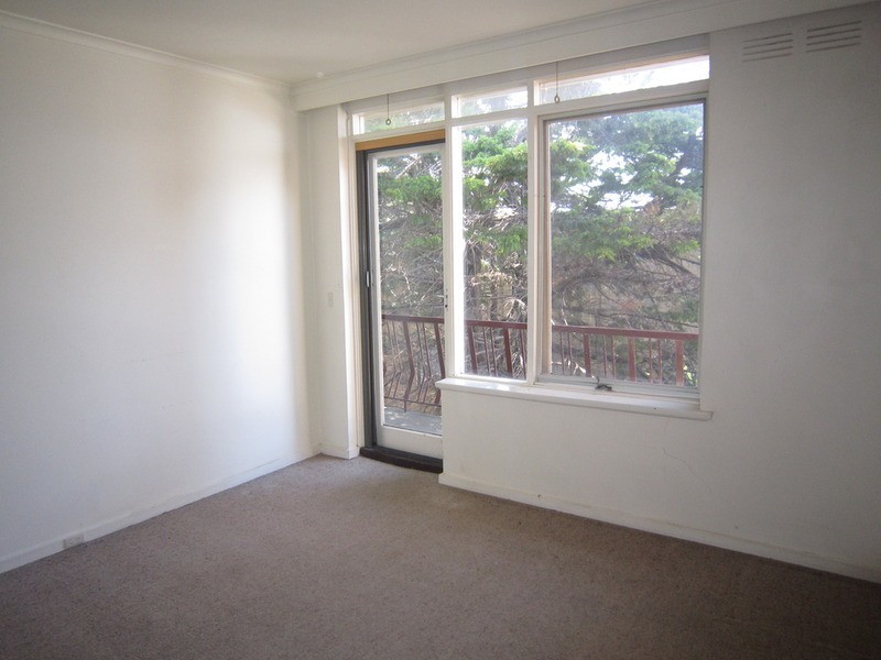 15/11 Herbert Street, St Kilda VIC 3182