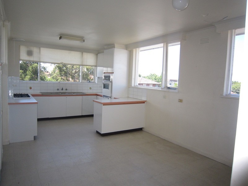 15/11 Herbert Street, St Kilda VIC 3182