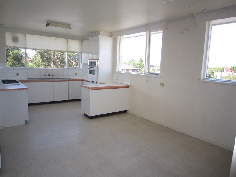 15/11 Herbert Street, St Kilda VIC 3182