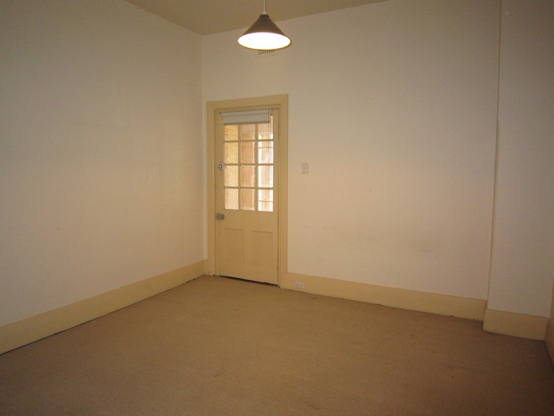 54 Dalgety Street, St Kilda VIC 3182