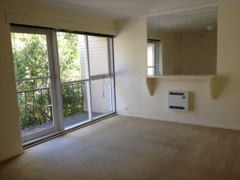 9/2 Douglas Street, Toorak VIC 3142