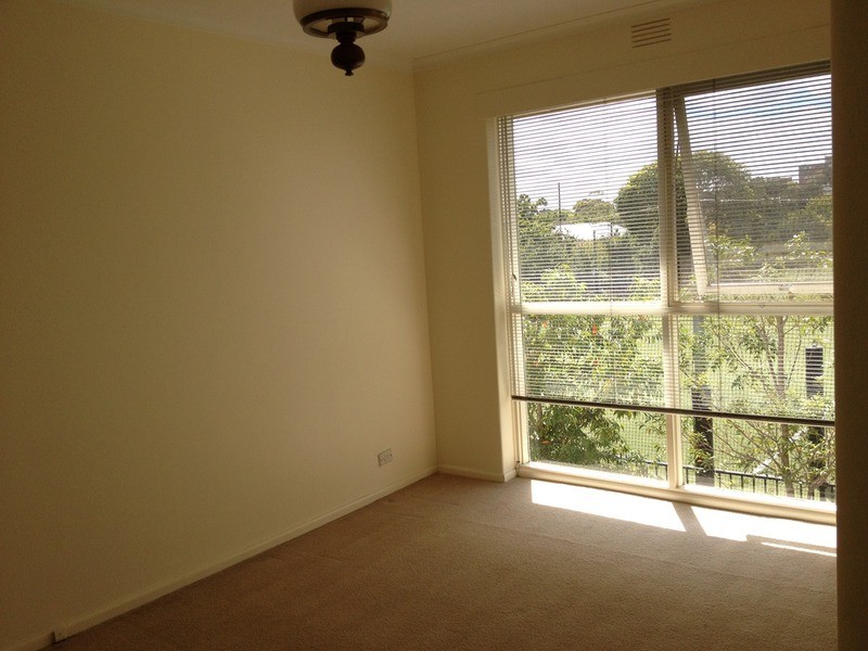 9/2 Douglas Street, Toorak VIC 3142