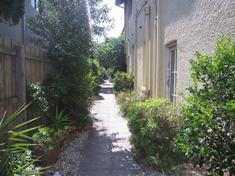 7/16 Marine Parade, St Kilda VIC 3182