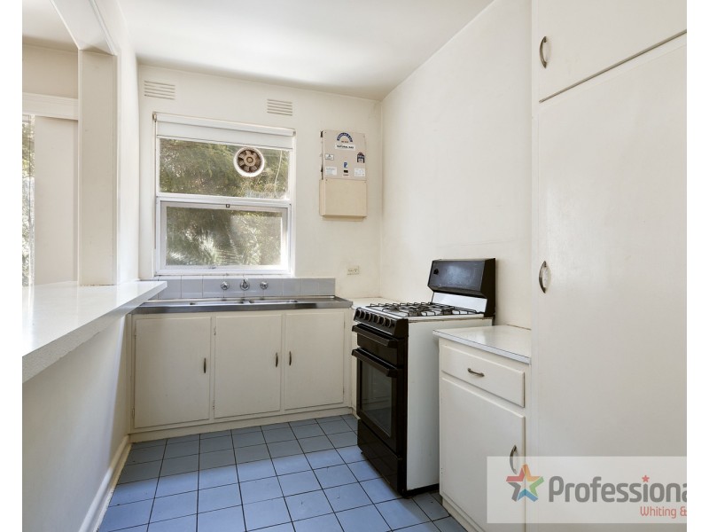 8/10 Acland Street, St Kilda VIC 3182